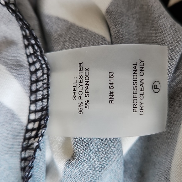 Calvin Klein Shell M - Picture 6 of 6